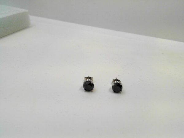 Lady's White Polished 10 Karat Stud Earrings 2=1.00tw Round Diamonds DIAMOND WT: 1.0