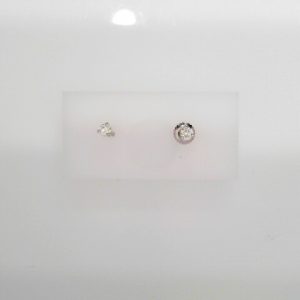 14K WHITE C 0.03OCT 3 PRONG MARTINI RD SCREW BACK 3.30 MM