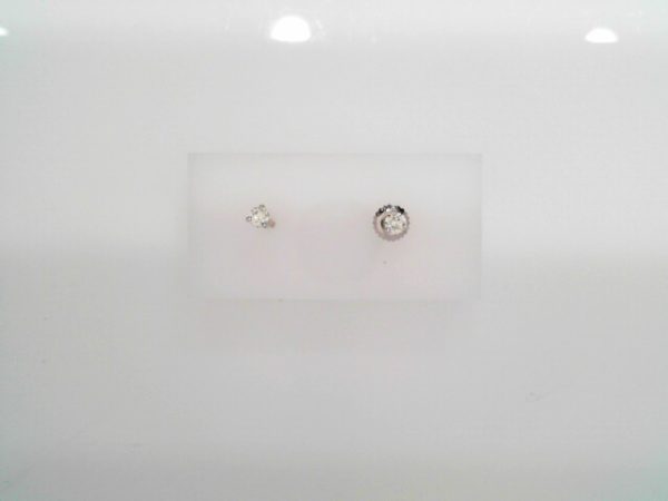 14K WHITE C 0.03OCT 3 PRONG MARTINI RD SCREW BACK 3.30 MM
