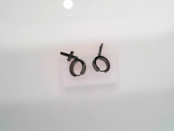 BLK DIAMOND EARRINGS BLK FINISH IN SLIVER