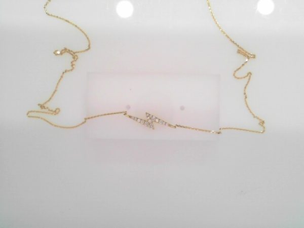 17 DIAMONDS 1/8 CT THUNDERBOLT ADJ NECKLACE 


TOTAL WEIGHT = 2.05 GRAMS