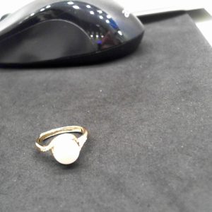 Lady's Pearl Ring