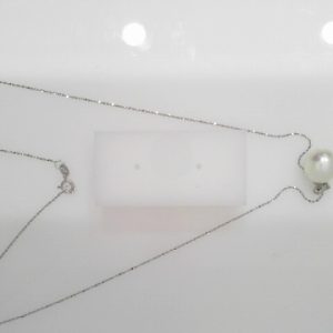 Code: P01011-12.5mm cultured white pearl pendant$10