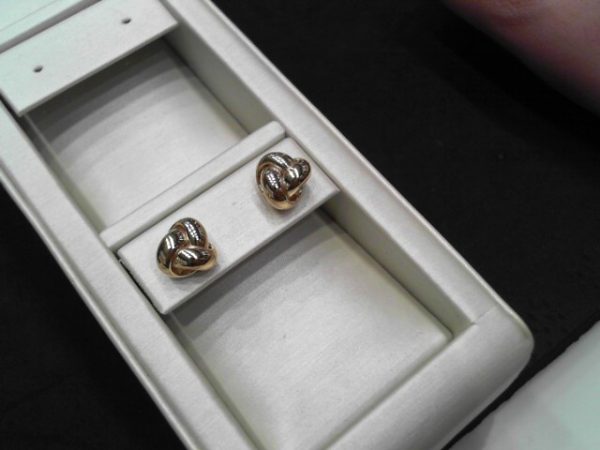 Lady's Yellow 14 Karat Earrings: LOVE KNOTS