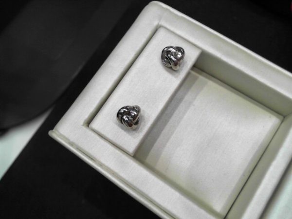Lady's White 14 Karat Earrings: LOVE KNOT EARRINGS