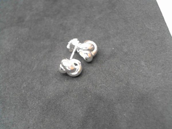 Lady's White Ss Earrings