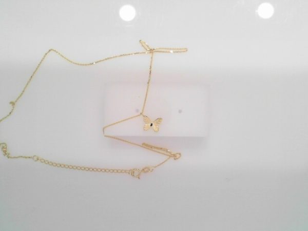 SLANTED TEXTURED BUTTERFLY ADJ NECKLACE TOTAL WEIGHT = 1.92 GRAMS
