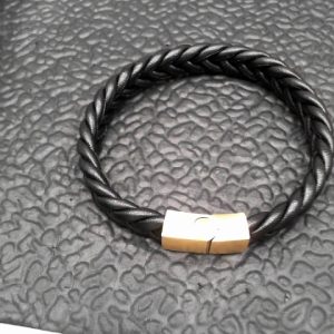 braided punk bracelet stainless steel leather magnetic buckle bracelet (BLACK GOLDEN)