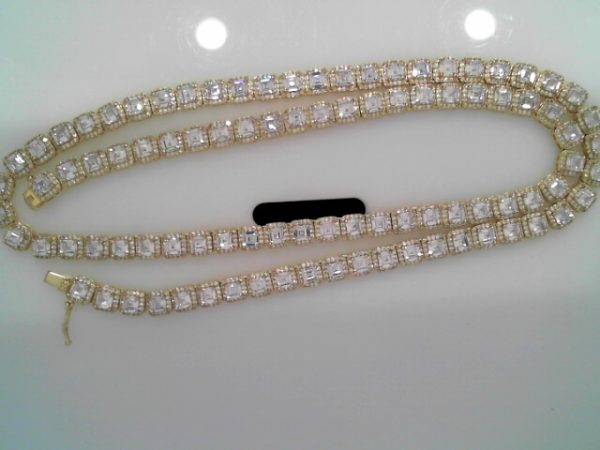 White Sterling Silver Tennis Chain Length 24"

57.2 gms