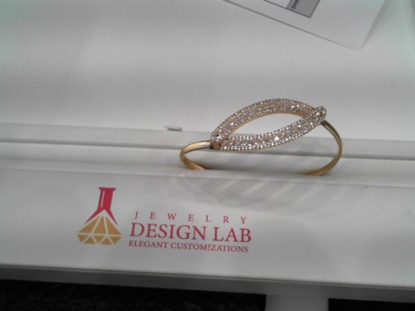 GOLD PLATED SS CZ CABLE BANGLR