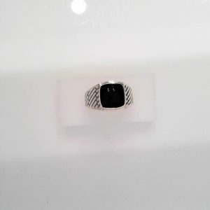 SILV ONYX RING W/HERRINGBONE