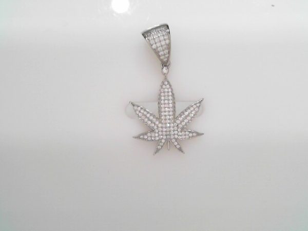 RHODIUM PLATED STERLING SILVER PENDANT- MAPLE LEAF 8.2g
