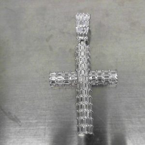 CZ CHARMS  CROSS  11.4   GMS