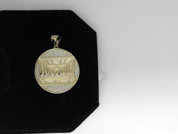 LAST SUPPER  S S GOLD PLATED  7.7 GMS