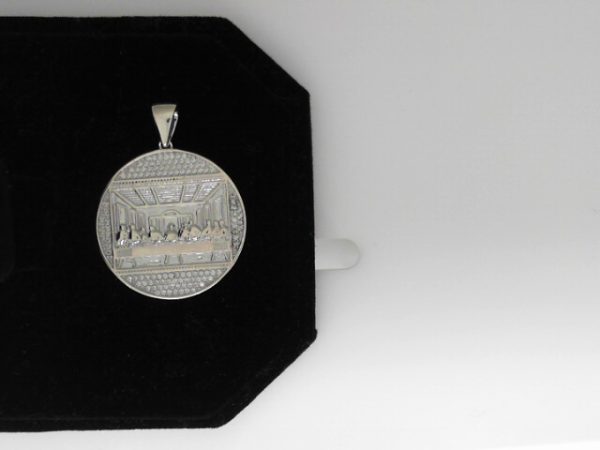LAST SUPPER  S S GOLD PLATED  7.5  GMS