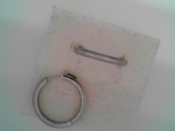 Lady's White SS Button Lock Small Hoop Earrings25 MM6.1 gms