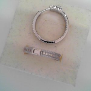 Lady's White Ss Earrings25 MM7.5 GMS