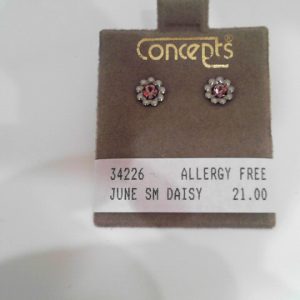 JUNE SM DAISY