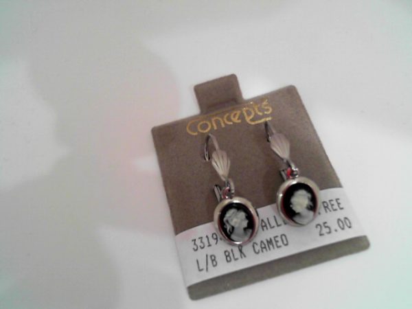 L/B BLK CAMEO