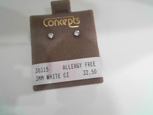 3MM WHITE CZ