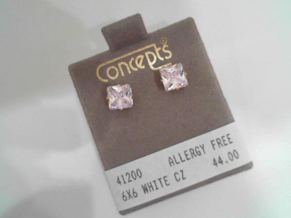 6X6 WHITE CZ