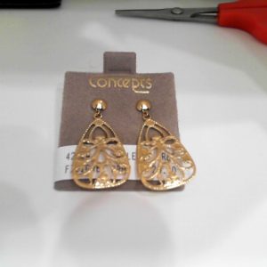 FILIGREE DROP