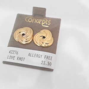 LOVE KNOT