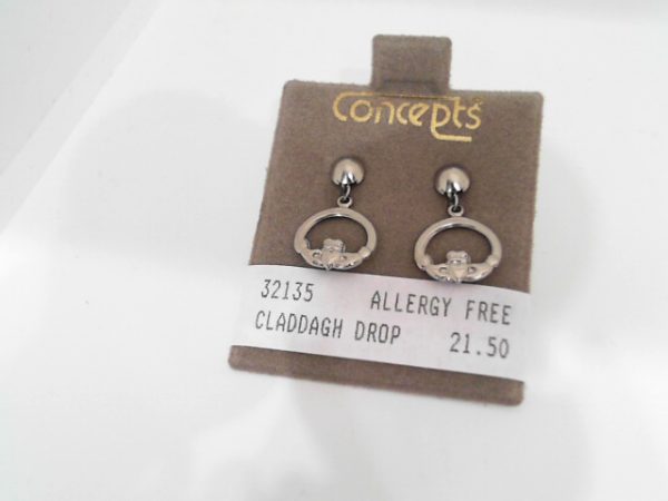 CLADDAGH DROP