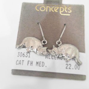 CAT FH MED.