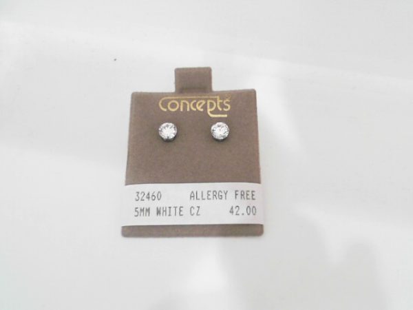 5MM WHITE CZ