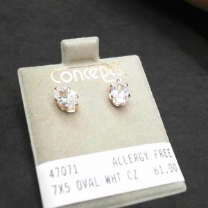 7*5 OVAL WHITE CZALLERGY FREE