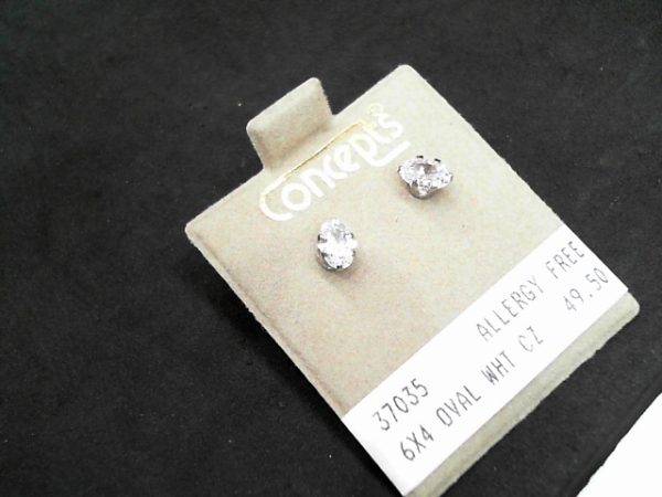 6*4 OVAL WHT CZALLERGY FREE