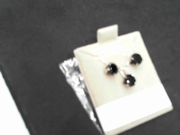STERLING SILVER6MM BLACK CZ