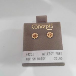 NOV SM DAISY