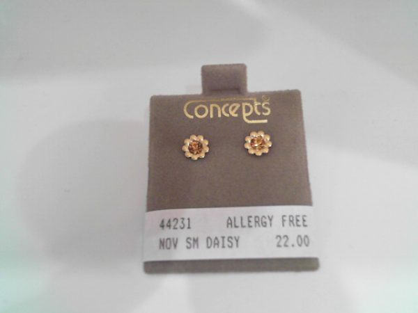 NOV SM DAISY